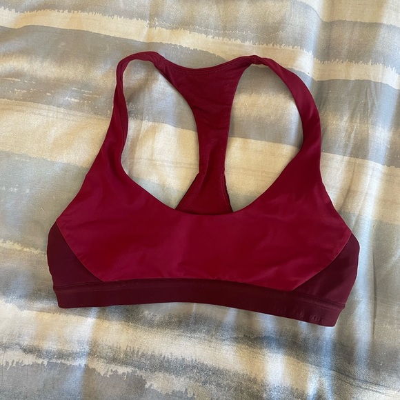 (SOLD) Lululemon sports bra - Picture 1 of 2